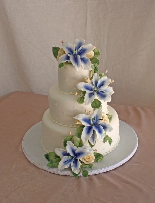 Hand Made Sugar Stargazer Flowers Adorned Robin and David's Wedding Cake